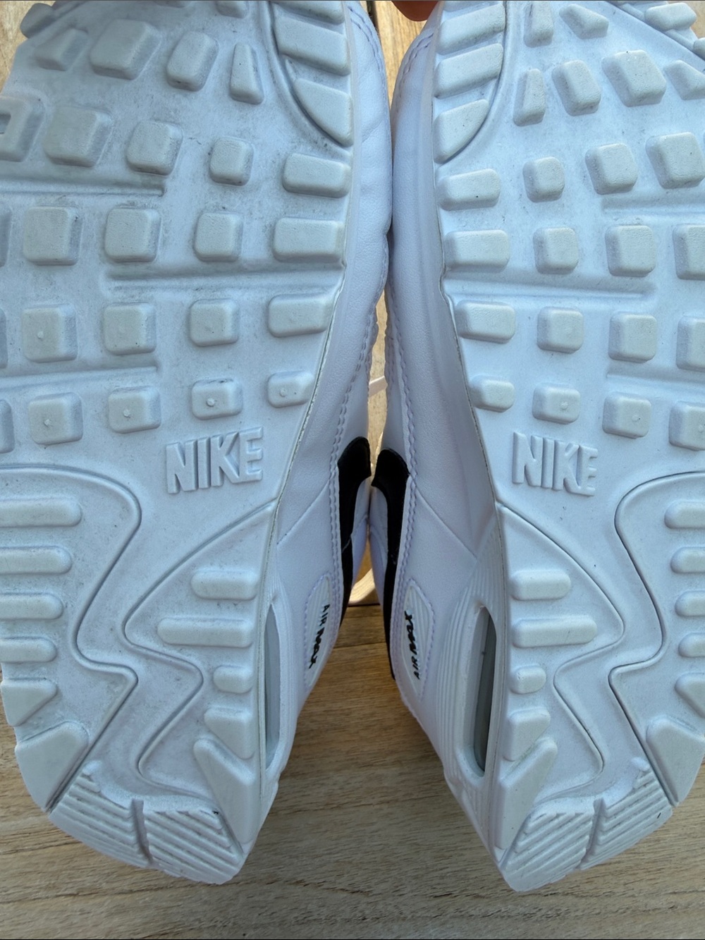 Nike White Air Max 90 Sneakers - Picture 3 of 3